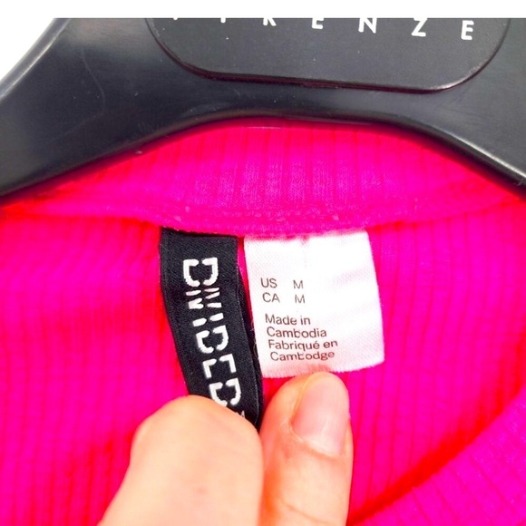 DIVIDED H&M Pink long sleeve crop top size M. - Picture 4 of 5